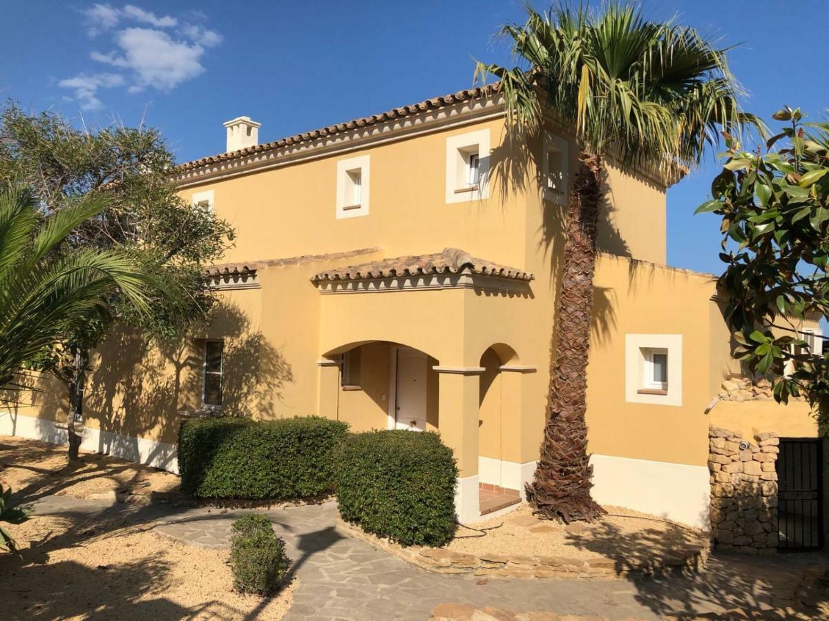 Villa فينيسترات المظهر الخارجي الصورة