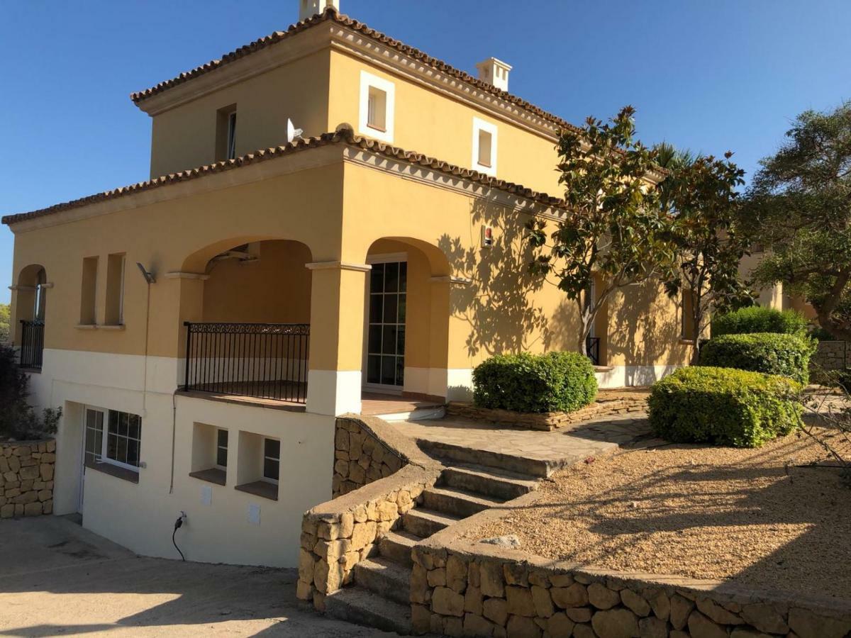 Villa فينيسترات المظهر الخارجي الصورة
